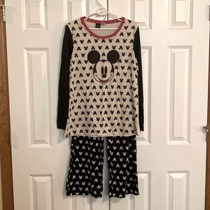 Women’s Disney Mickey Mouse pajamas